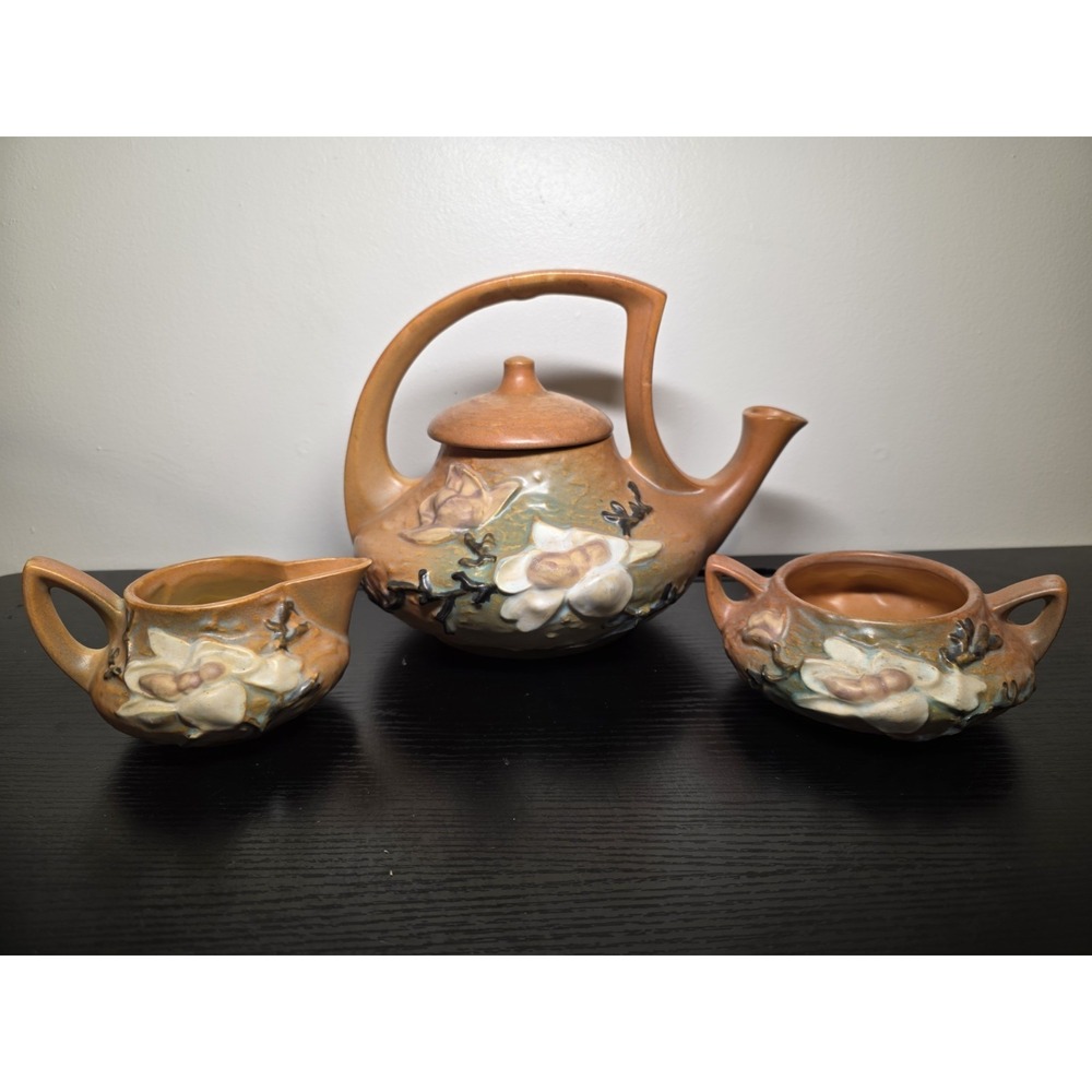Vintage Original Roseville Pottery Magnolia Teapot Tea Pot Sugar Creamer Set !!!